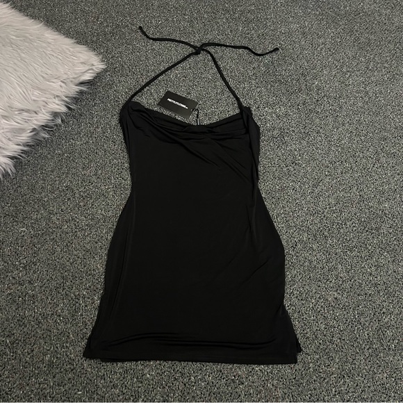 PRETTYLITTLETHING Black Slinky Halter-neck Cowl Neck Bodycon Mini Dress size 8 - Picture 13 of 16